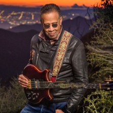 STANLEY CLARKE
