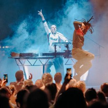 Herv&eacute; x MazelFreten